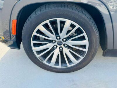 Jeep Grand Wagoneer Series III 3.0T 2023 GCC SPEC FULLY LOADED UNDER WARRANTY