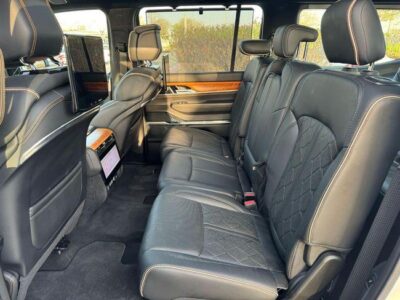 Jeep Grand Wagoneer Series III 3.0T 2023 GCC SPEC FULLY LOADED UNDER WARRANTY