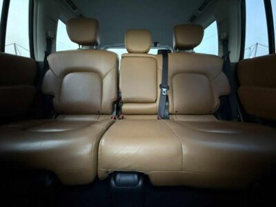 Nissan Patrol LE Platinum 5.6L 2017 GCC SPEC NEAT AND CLEAN LESS KILOMETER