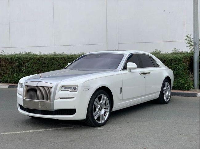 Rolls-Royce Ghost EWB 6.6L 2016 GCC SPEC NEAT AND CLEAN