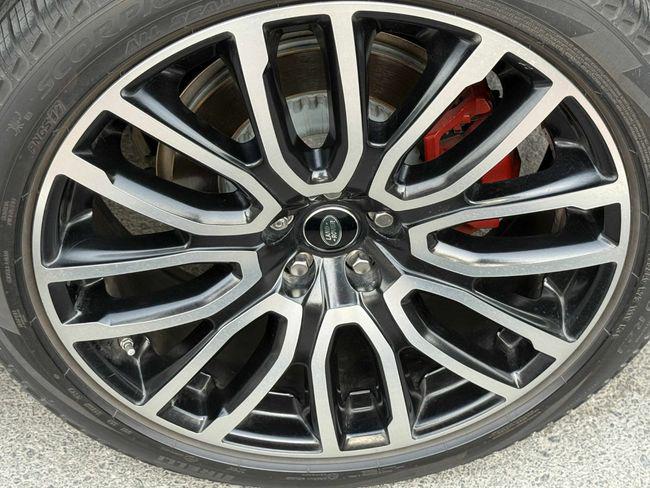 Land Rover Defender P400 90 X 3.0L 2021 (6 Seater) GCC SPEC UNDER WARRANTY NEAT AND CLEAN