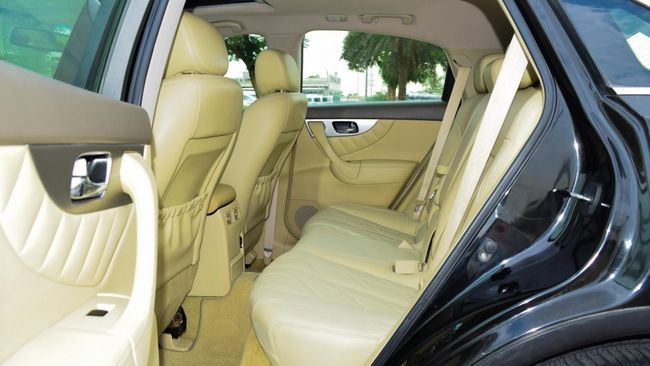 Infiniti QX70 3.7 2014