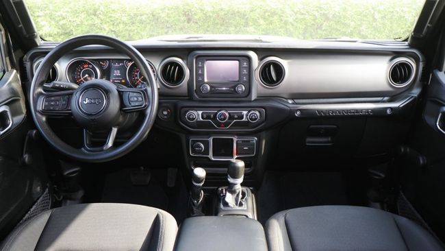 Jeep Wrangler Sport 2021