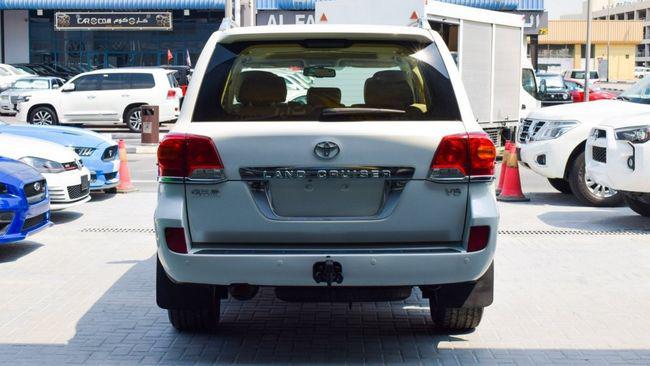 Toyota Land Cruiser GXR V6 2015