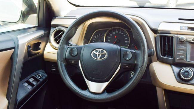 Toyota RAV4 2014