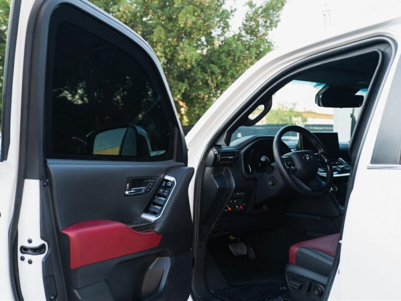 ARMORED TOYOTA LAND CRUISER 300 VXR 2023