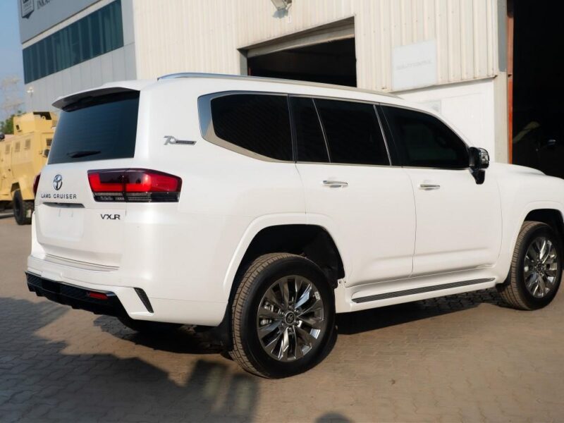 ARMORED TOYOTA LAND CRUISER 300 VXR 2023