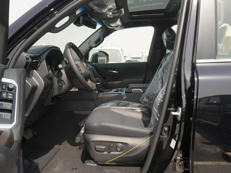 Toyota Land Cruiser VX3.3 2025