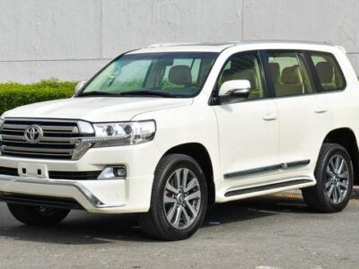 Toyota Land Cruiser EXR 5.7 V8 2017