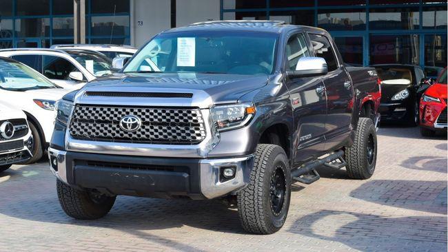 Toyota Tundra 5.7 L SR5 2016