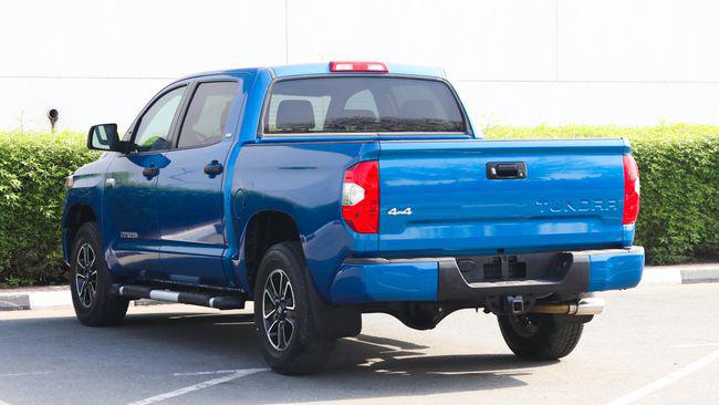 Toyota Tundra SR5 2016