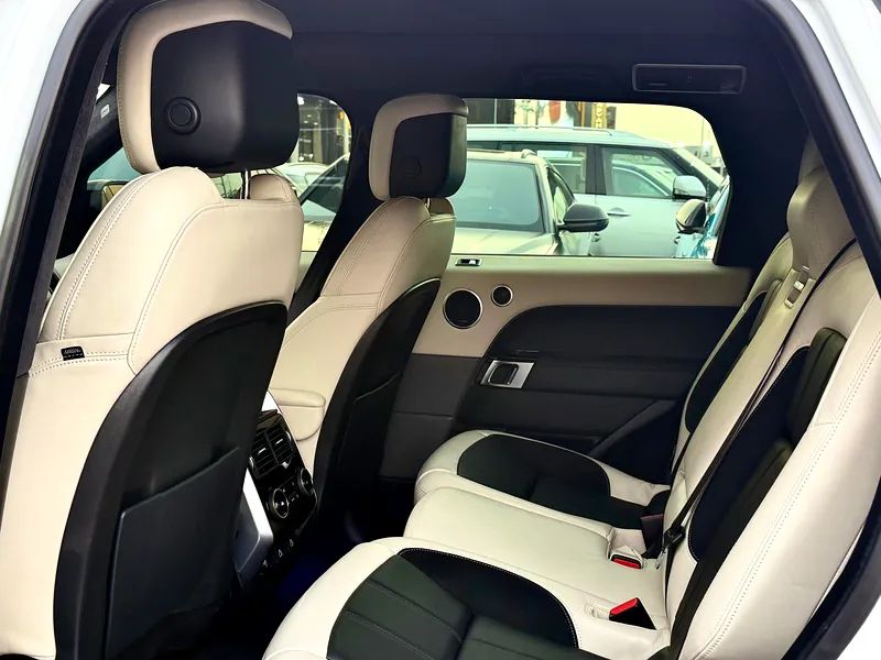 2022 Land Rover Range Rover Sport HST