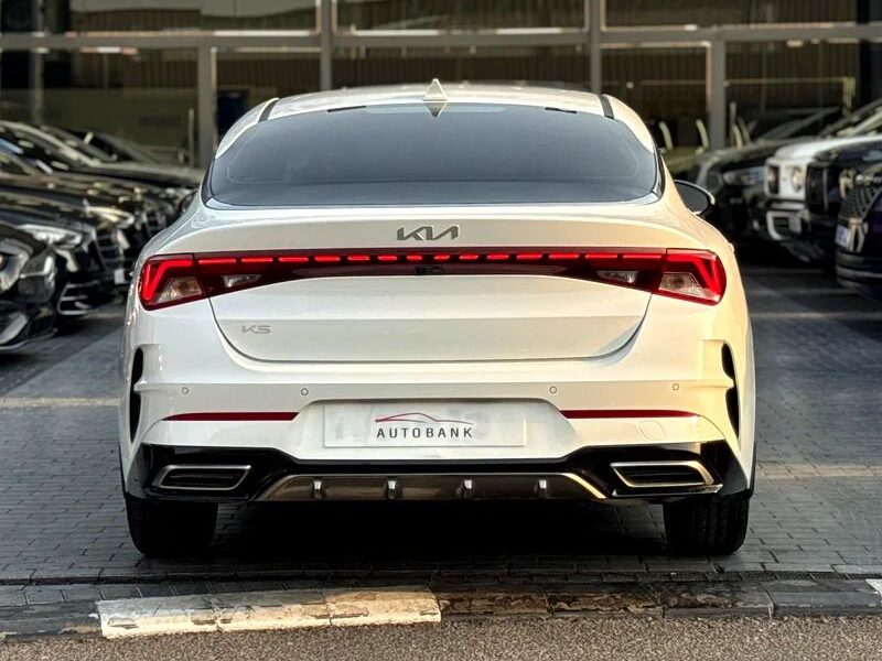 2023 Kia K5 GT-Line