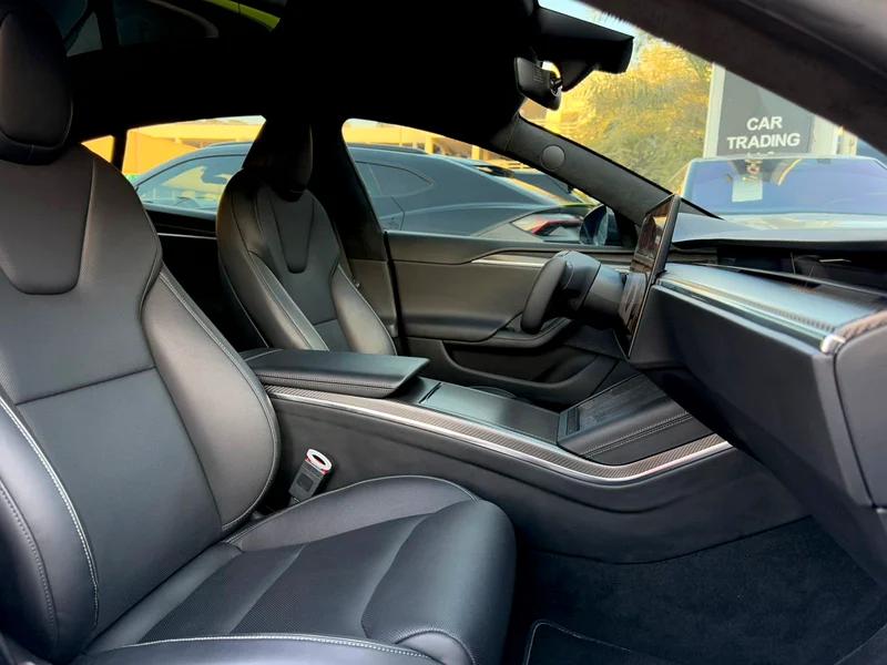 2023 Tesla Model S Plaid
