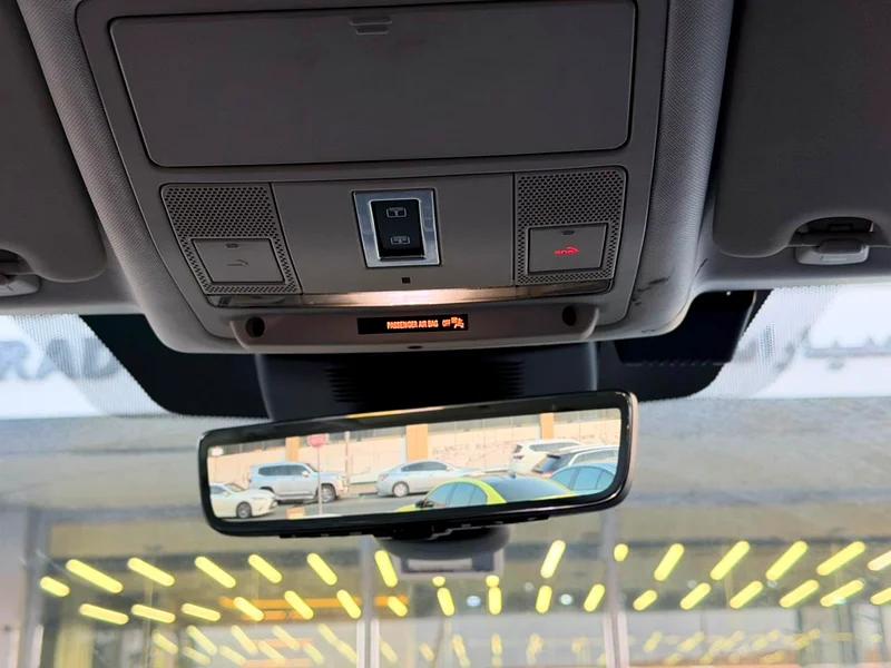 2020 Land Rover Discovery Sport SE