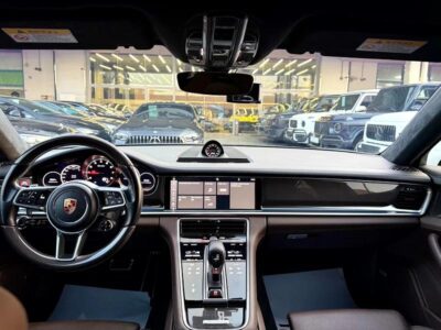 2017 Porsche Panamera Turbo
