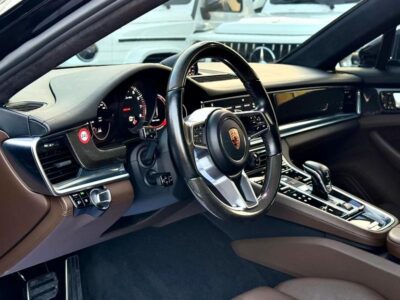 2017 Porsche Panamera Turbo