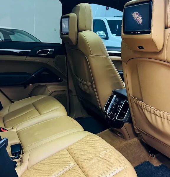 2012 Porsche Cayenne S