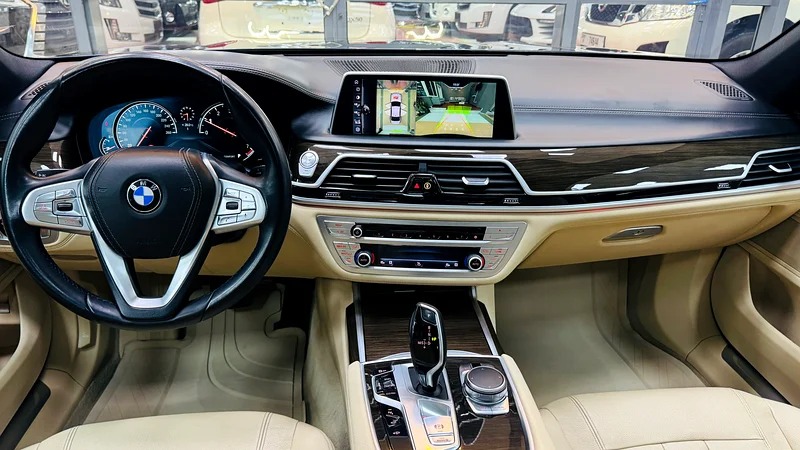 2017 BMW 7-Series 730Li