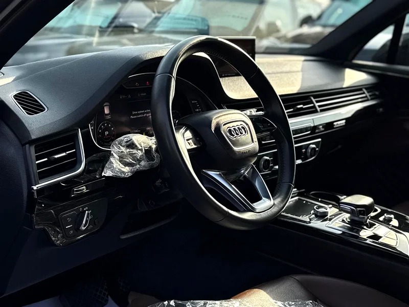 2019 Audi Q7 45 TFSI S-Line Quattro