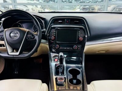 2019 Nissan Maxima SV