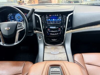 2020 Cadillac Escalade Luxury