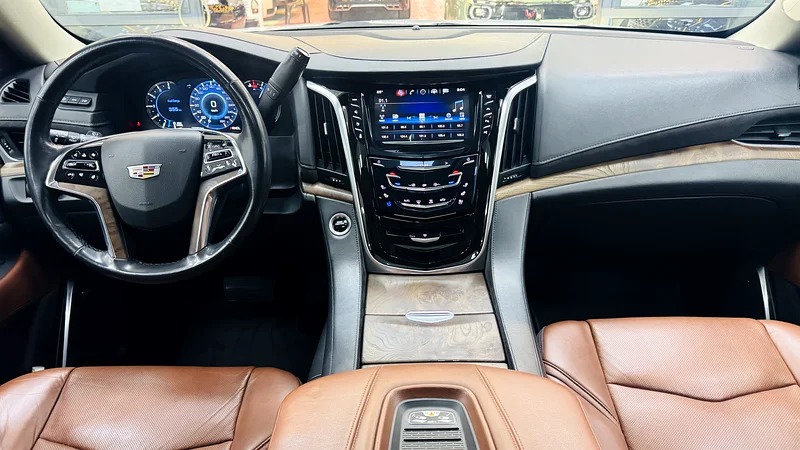 2020 Cadillac Escalade Luxury