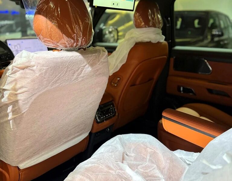 2025 Rox 01 Other White