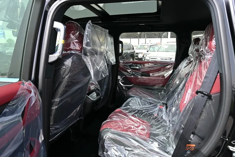 2025 Nissan Patrol SE Platinum City