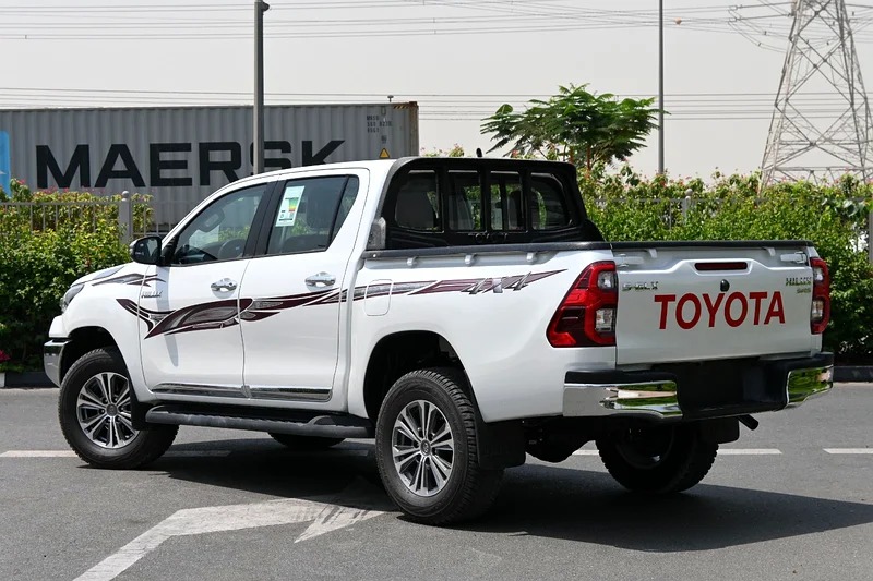 2025 Toyota Hilux Double Cab GlS Awd P
