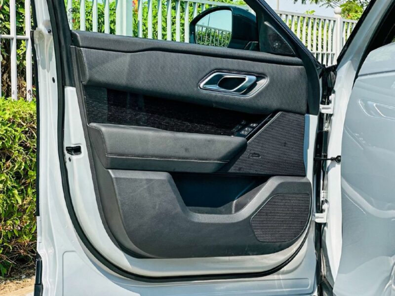 Land Rover Range Rover Velar R-Dynamic 2022