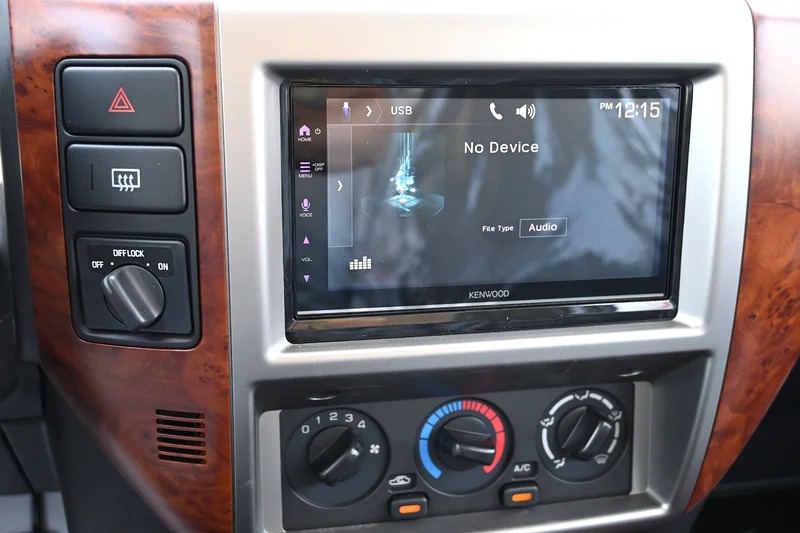 2024 Nissan Patrol Safari Falcon