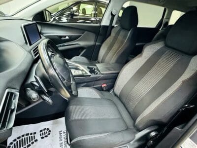 2018 Peugeot 5008 Standard