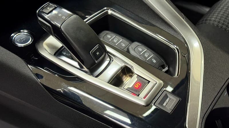 2018 Peugeot 5008 Standard