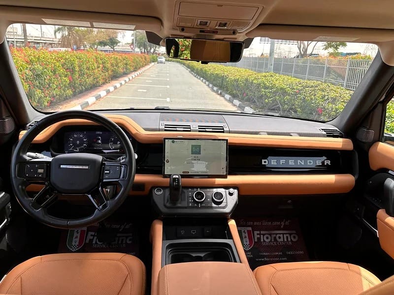 2020 Land Rover Defender 110 SE