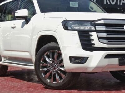 2025 Toyota Land Cruiser GXR 4.0L, UNDER WARRANTY FROM LOCAL DEALER