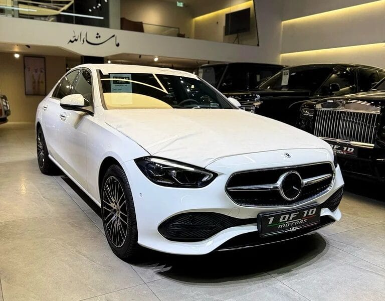 2025 Mercedes-Benz C-Class C200