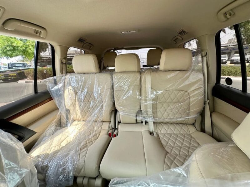 2018 Toyota Land Cruiser