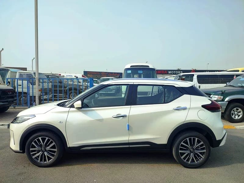 2025 Nissan Kicks Other