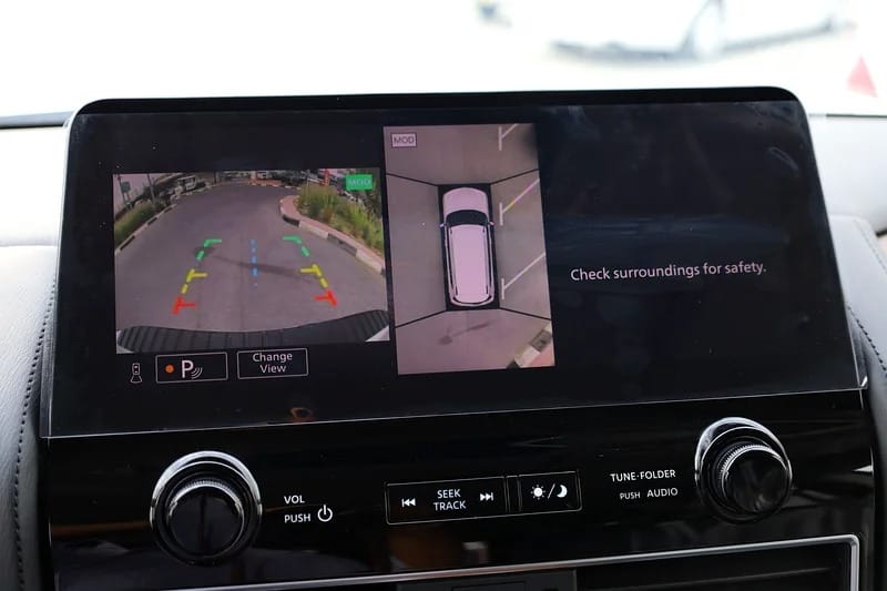 2024 Nissan Armada SL White 8-Cylinder Engine Automatic