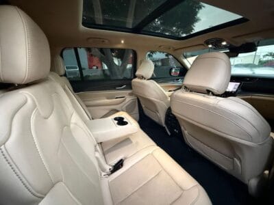 Jeep Grand Cherokee L Limited 3.6L JEEP GRAND CHEROKEE LIMITED 2022 GCC FULL OPTIONS IN PERFECT CONDITIONS