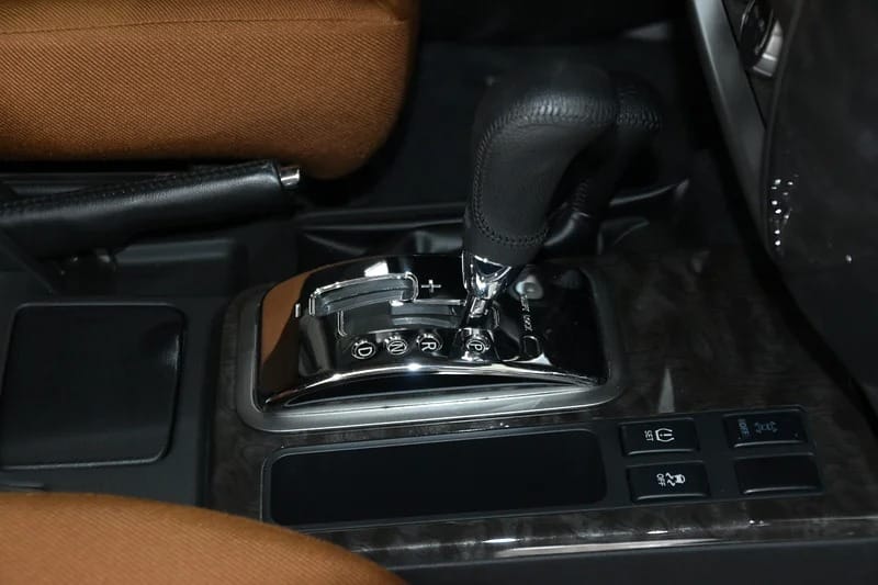 2023 Nissan Patrol Safari Super Safari