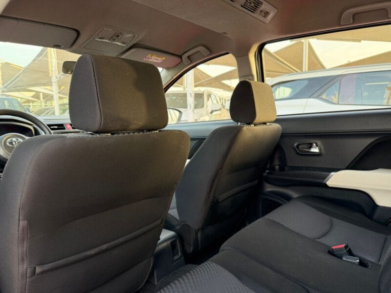 2022 Toyota Rush EX 7 Seaters 1.5L Engine GCC