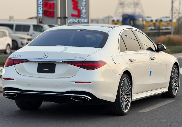 MERCEDES-BENZ S 500 2021 Full Option in Japanese Specs