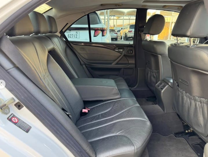 2002 MERCEDES-BENZ E55 V8 AUCTION GRADE 4/B