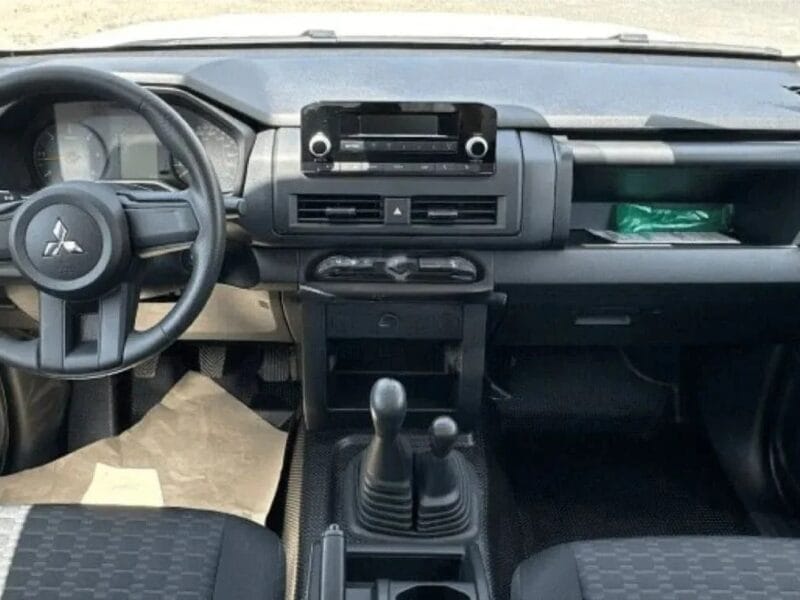 Mitsubishi L200 L200 2.4L Petrol DC 4W GL New Face 5MT 2025