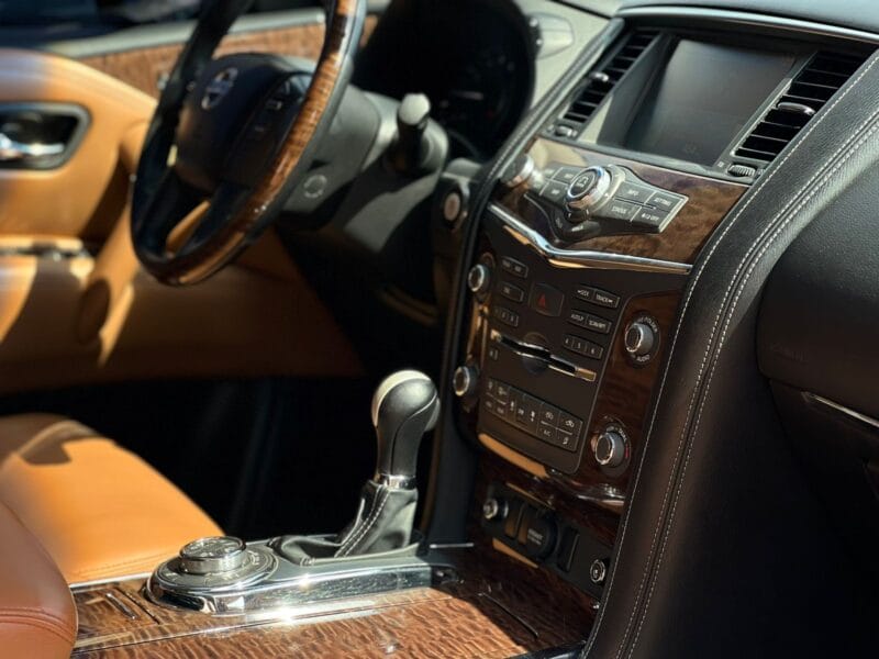 2014 Nissan Patrol Platinum V8 320HP GCC Specs