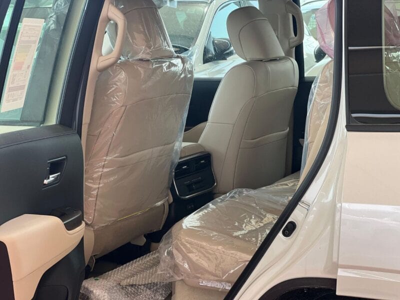 TOYOTA LAND CRUISER GXR 4.0L - MODEL 2024 GCC Specs