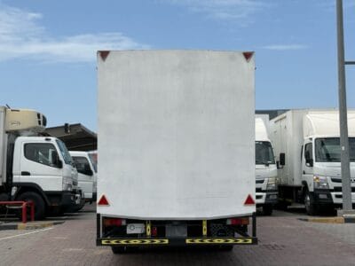 2019 Mitsubishi Canter Water Shutter 18 FT Diesel Manual