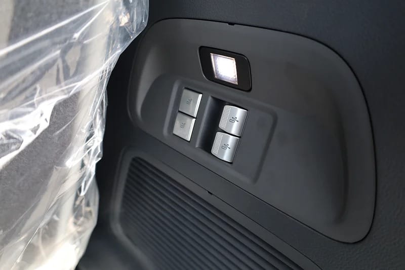 GAC GS8 2.0L GX 8AT 2024 Model Automatic